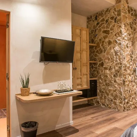 «σκλάβας χνάρι» παραδοσιακός ξενώνας Magouliana