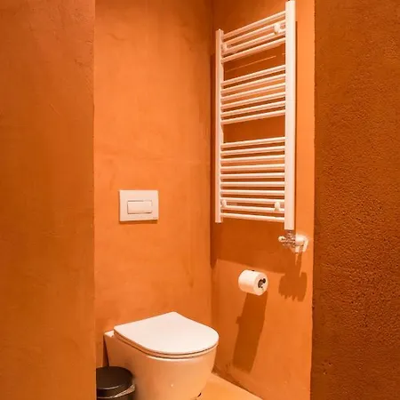 «σκλάβας χνάρι» παραδοσιακός ξενώνας Apartmán Magouliana