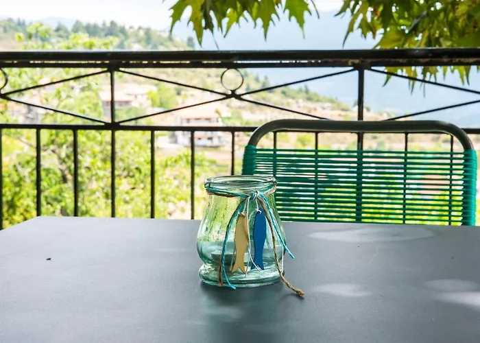 σκλάβας χνάρι  παραδοσιακός ξενώνας *